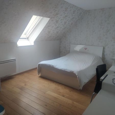 Chambre Privee A Bobigny -Salle De Bain Et Toilettes Sont Commune, -Pas De Cuisine Buitenkant foto