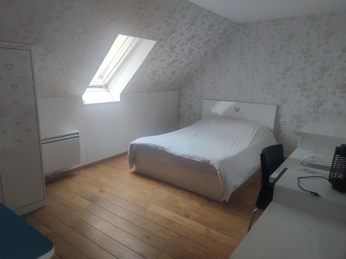 Chambre Privee A Bobigny -Salle De Bain Et Toilettes Sont Commune, -Pas De Cuisine Buitenkant foto